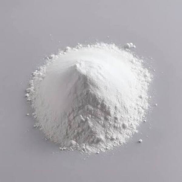 Coated calcium carbonate powder is ultra-fine CaCO₃ with a surface treated by an ultra-thin additive layer