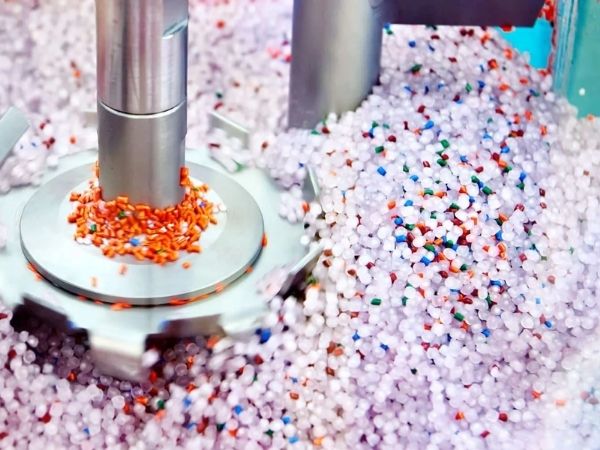 Additive blending formulations for each type of resin