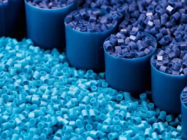 Các thách thức trong công nghệ sản xuất PVC truyền thống