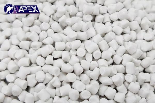 Filler masterbatch helps plastics decompose more easily