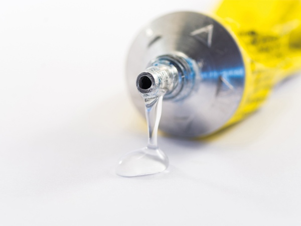 Adhesive bond strength and influencing factors