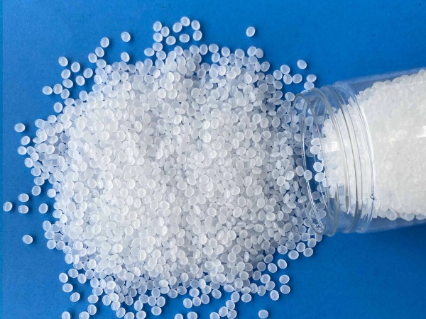 Resin là thuật ngữ gốc dùng để chỉ các hợp chất polymer ở dạng nguyên bản